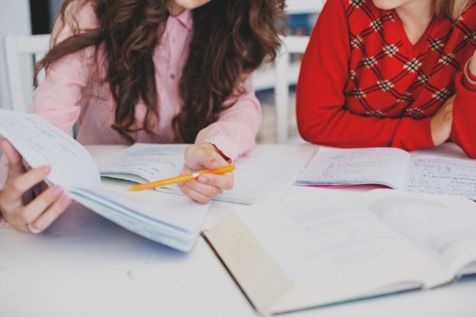 Oxelumariq personal budgeting education workspace